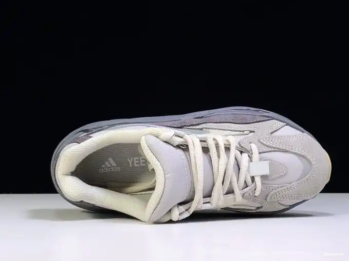 Tephra 700 Boost Adidas Yeezy FU7914 v2 0528